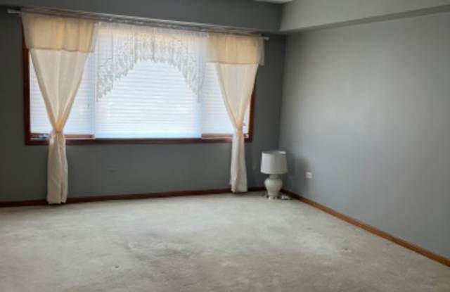 7515 Tiffany dr 2w - 7515 Tiffany Drive, Orland Park, IL 60462 7515 Tiffany dr 2w - 7515 Tiffany Drive, Orland Park, IL 60462