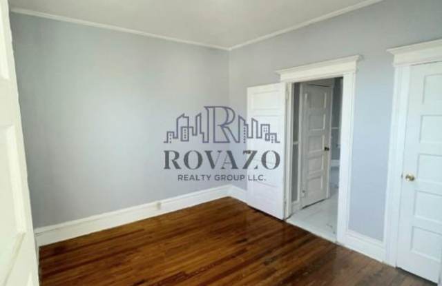 21 Vail Street Gallery 4