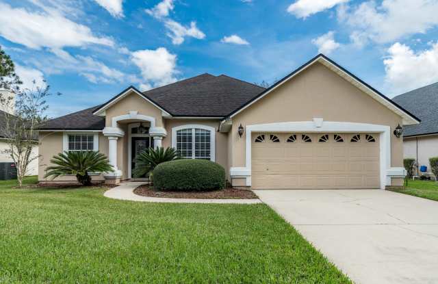 256 W SILVERTHORN LN - 256 West Silverthorn Lane, Nocatee, FL 32081