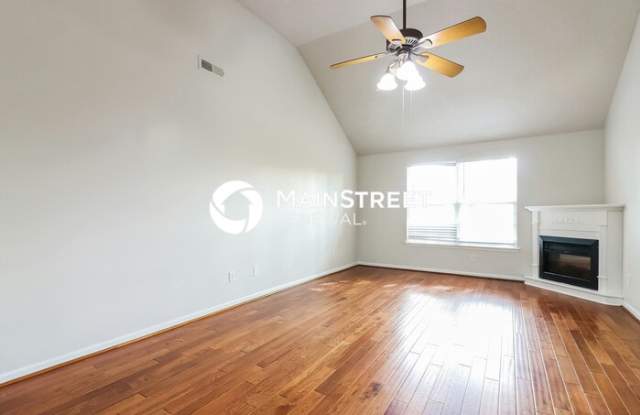 3702 Southeast Adams Drive Gallery 2