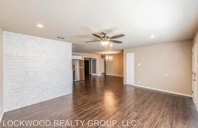 5419 KNOLL KREST DR Gallery 3