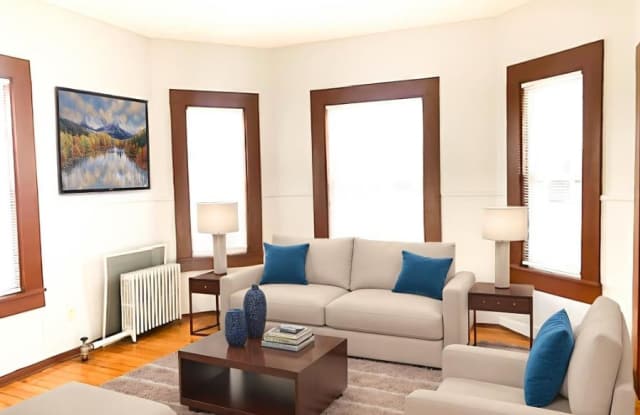 436 Warren Ave photos photos