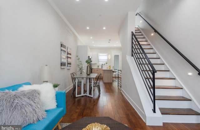 2130 Fernon Street photos photos