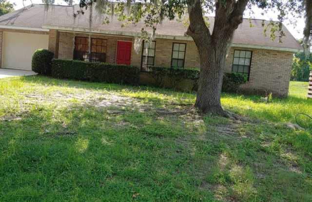 Nice 3 bedrooms and 2 full bath Gallery 3