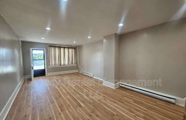 899 West Coal Street Gallery 4