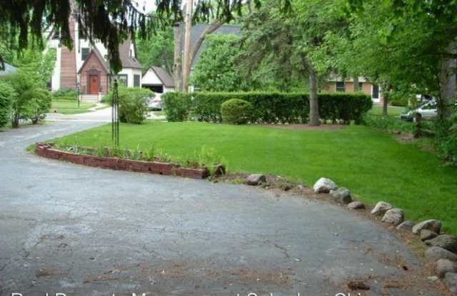 1330 Ridgewood Drive Gallery 2