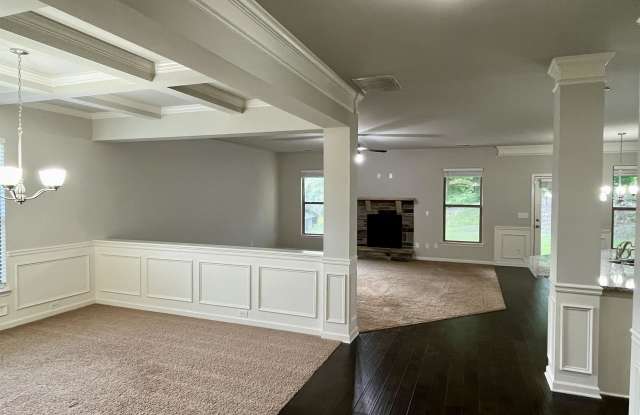 955 Matt Springs Court Gallery 4