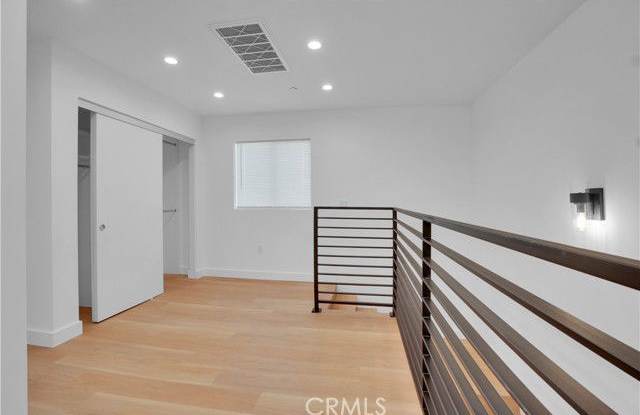 18221 Chatsworth Street photos photos 18221 Chatsworth Street photos photos