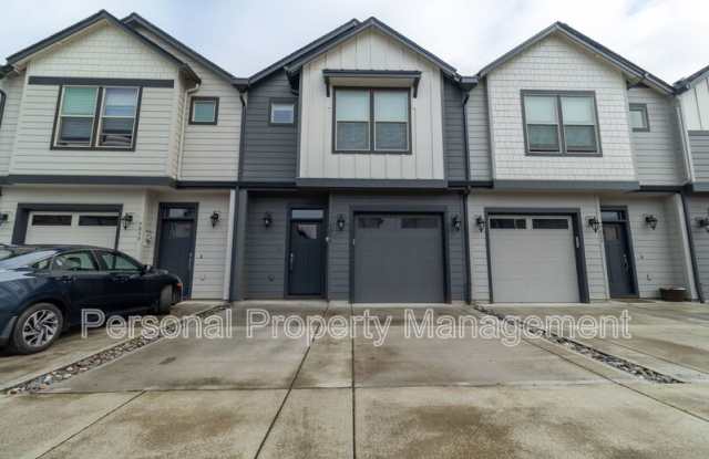 5831 NE 56th Place photos photos 5831 NE 56th Place photos photos