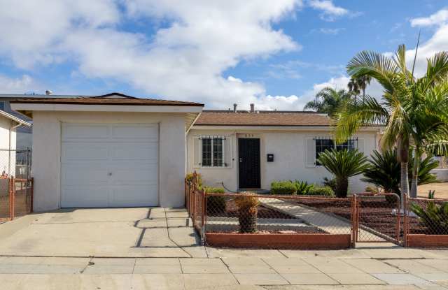 Beautiful Single Story Family Home Centrally Located Minutes From Downtown San Diego photos photos
