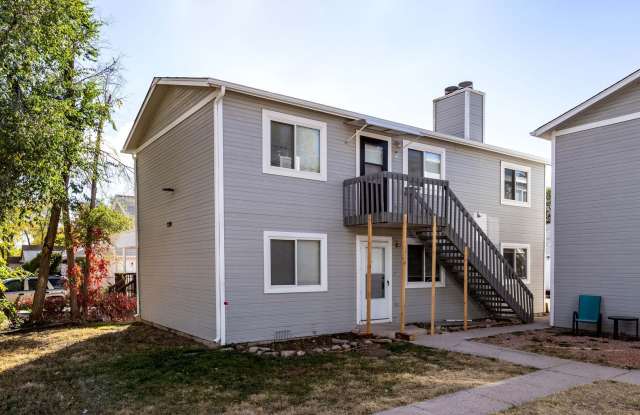 Inviting 2‑Bed, 2‑Bath in a Quiet 6‑Plex photos photos