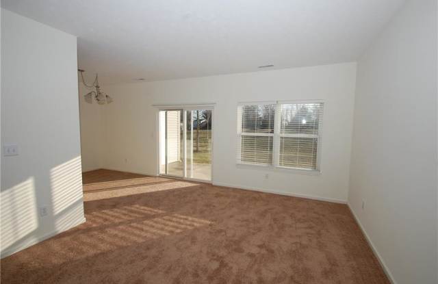 10477 Platinum Drive Gallery 3