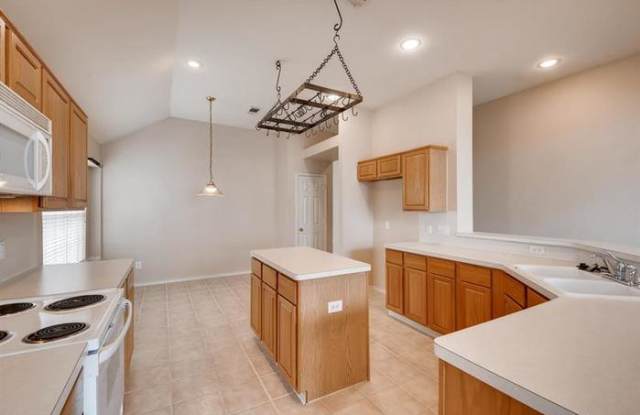 4521 Cave Creek Court Gallery 3
