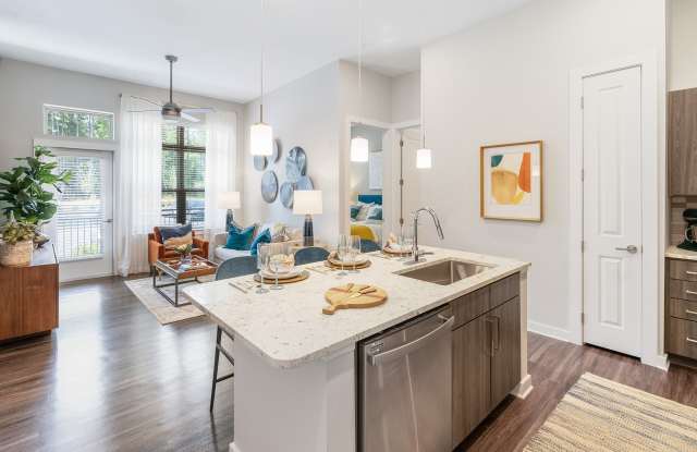 Overture Cary 55+ Active Adult Apartment Homes Gallery 4