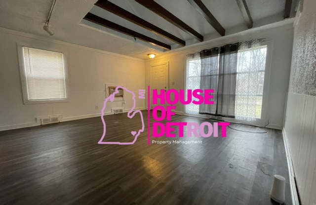 3 BEDROOM | 1 BATH | FREE PRE SCREEN - 10721 Albany Street, Oak Park, MI 48237