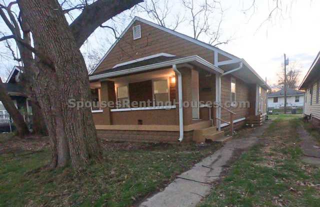 3708 North Kenwood Avenue photos photos