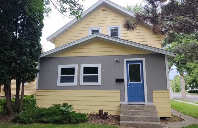 Charming 3-Bedroom Home in a Convenient Location photos photos Charming 3-Bedroom Home in a Convenient Location photos photos