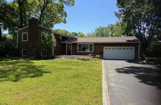 282 Lawrence Avenue photos photos