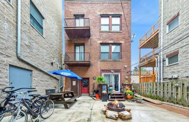 1128 W Diversey Parkway Gallery 4
