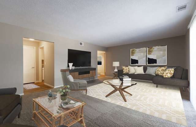 Four Seasons Apartments Gallery 4