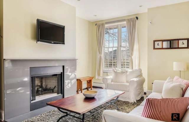 1109 Prospect Avenue Gallery 1