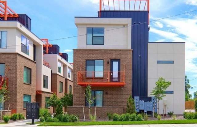 Charming 3BR Townhome in Denver photos photos