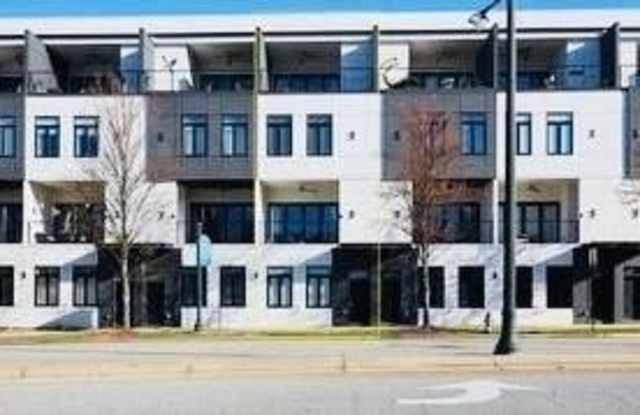 223 16th Street NW Gallery 4