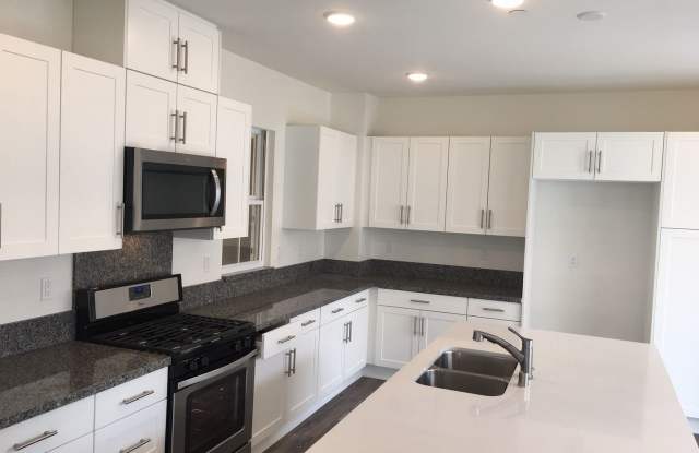 5405 Beach Grass Lane #136 Gallery 3