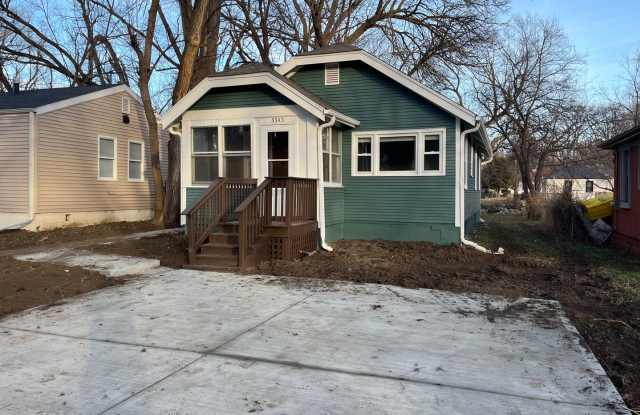 Fully Remodeled House! photos photos