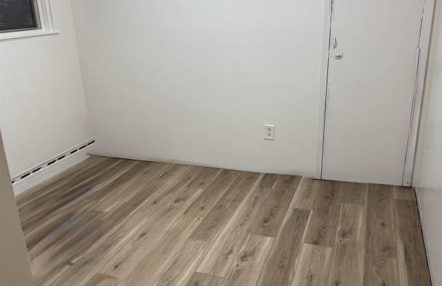 330 SIP AVE photos photos