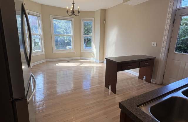 1135 Summit Street - 1 Gallery 4