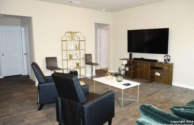 115 Calf Creek Drive Gallery 4