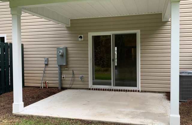 Very well maintained Townhouse Gallery 1