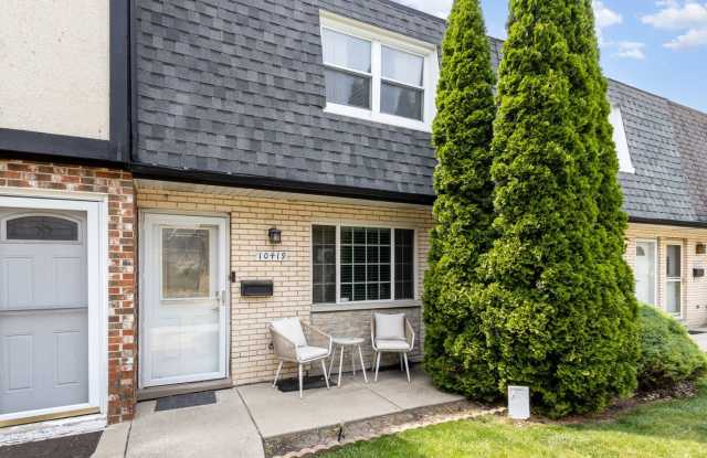10419 Massasoit Avenue photos photos