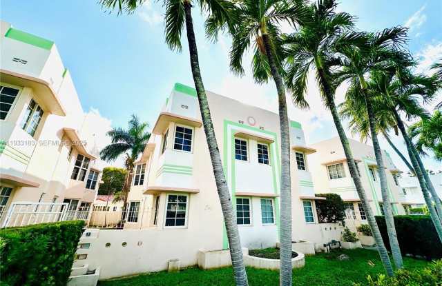 540 15th St photos photos