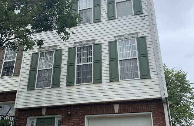 5650 Strathmoor Manor Circle - 5650 Strathmoor Manor Circle, Redan, GA 30058