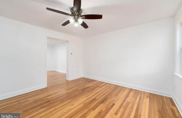 5 CARDINAL Road Gallery 4