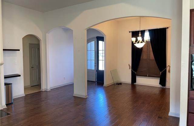 23636 Madisonville Gallery 2