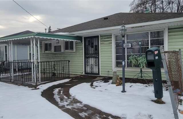 3896 W 117th Street photos photos