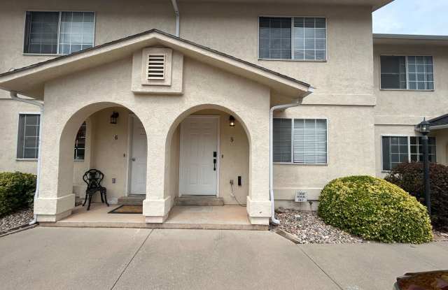 Beautiful Two Bedroom Home! photos photos