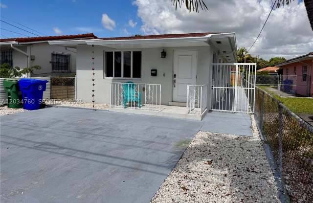 1158 NW 34th Ave photos photos