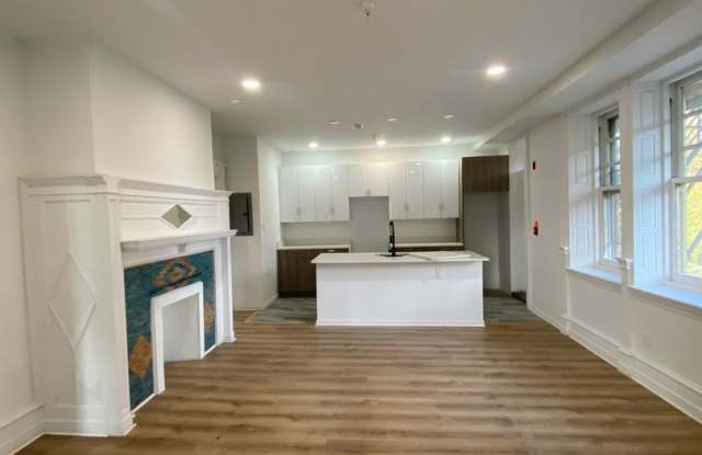 260 West Johnson Street photos photos