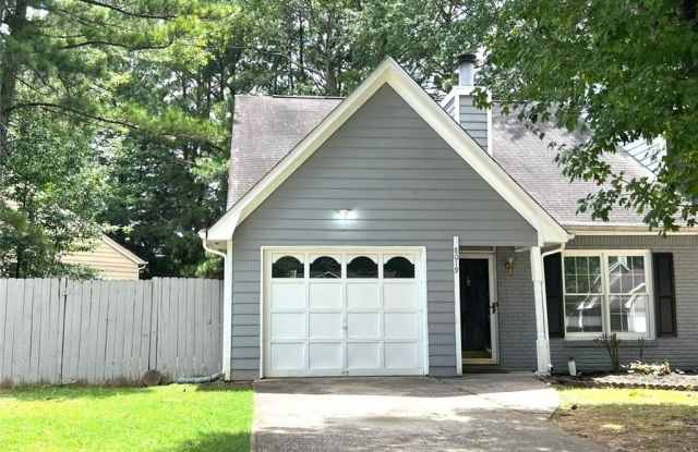 8019 Woodlake Drive Gallery 1