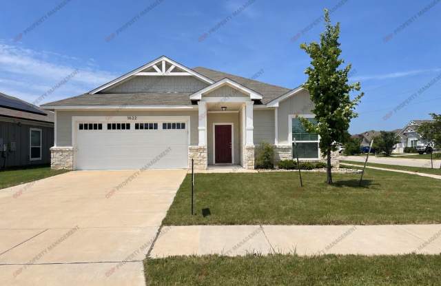 Available now! Large Home- 4 Bed- 3 Bath photos photos Available now! Large Home- 4 Bed- 3 Bath photos photos