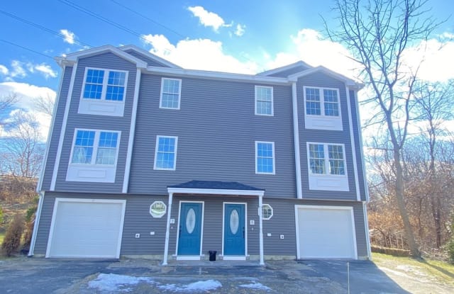 543 Andover St - 543 Andover Street, Lawrence, MA 01843