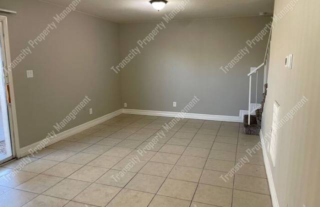 4338 West Maryland Avenue Gallery 3