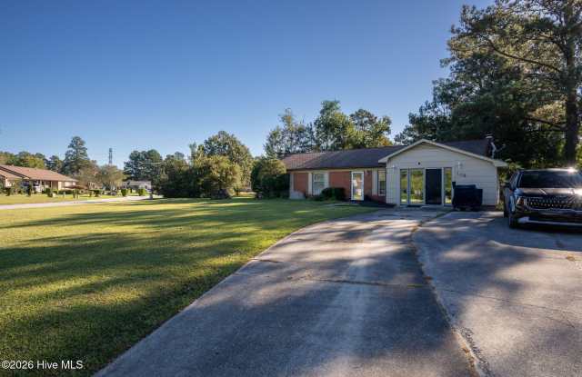 108 Greenbriar Drive Gallery 2