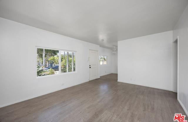 3943 Seneca Ave Gallery 3