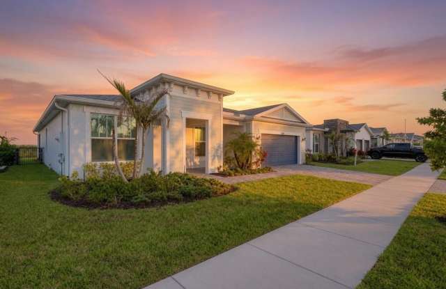 13621 SW Bally Drive Gallery 2