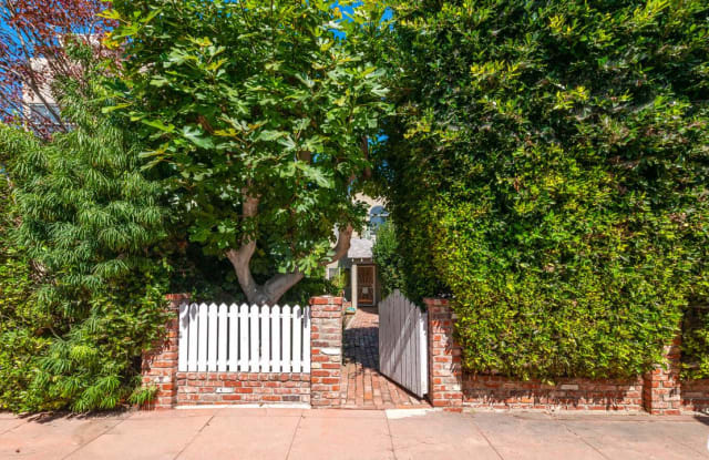 129 BREEZE Avenue - 129 Breeze Avenue, Los Angeles, CA 90291